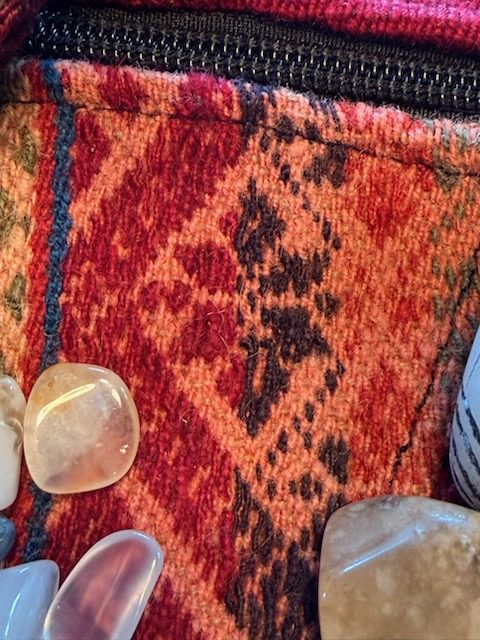 Woven Bag of the Five Pointed Chumpi Stone - Image 7