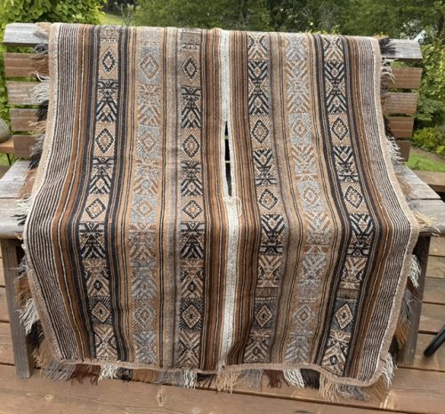 Wake's Vintage -Pick of the Litter Poncho