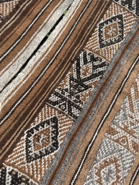 Wake's Vintage -Pick of the Litter Poncho - Image 8
